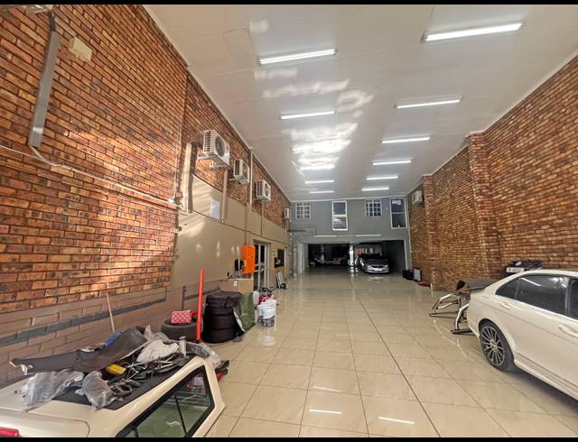 907M² BUILDING FOR SALE IN NEWCASTLE CENTRAL